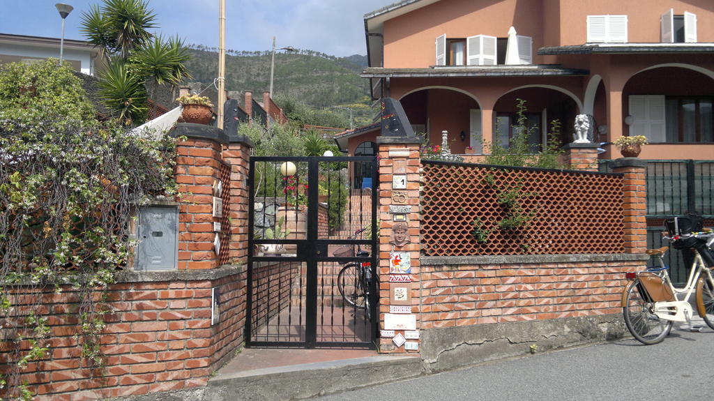 Casa Vancanza Sciamandola Levanto Rum bild