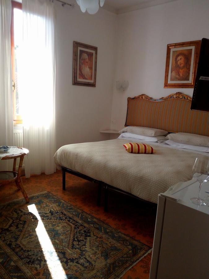 Casa Vancanza Sciamandola Levanto Exteriör bild